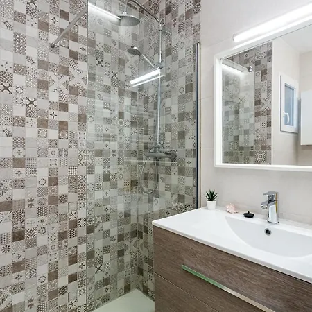 Kerstin Bruns- Apto Mediterrani * Τόσα ντε Μαρ